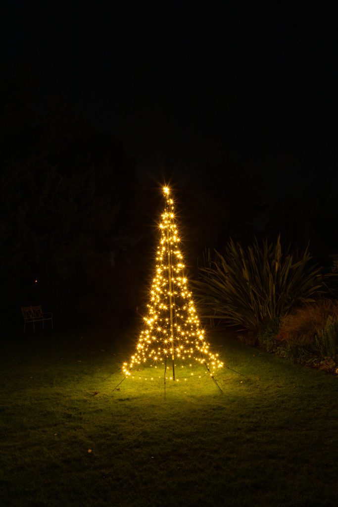 Starry Nights Vlaggenmast Kerstboom 300cm (MET MAST) 480 Led